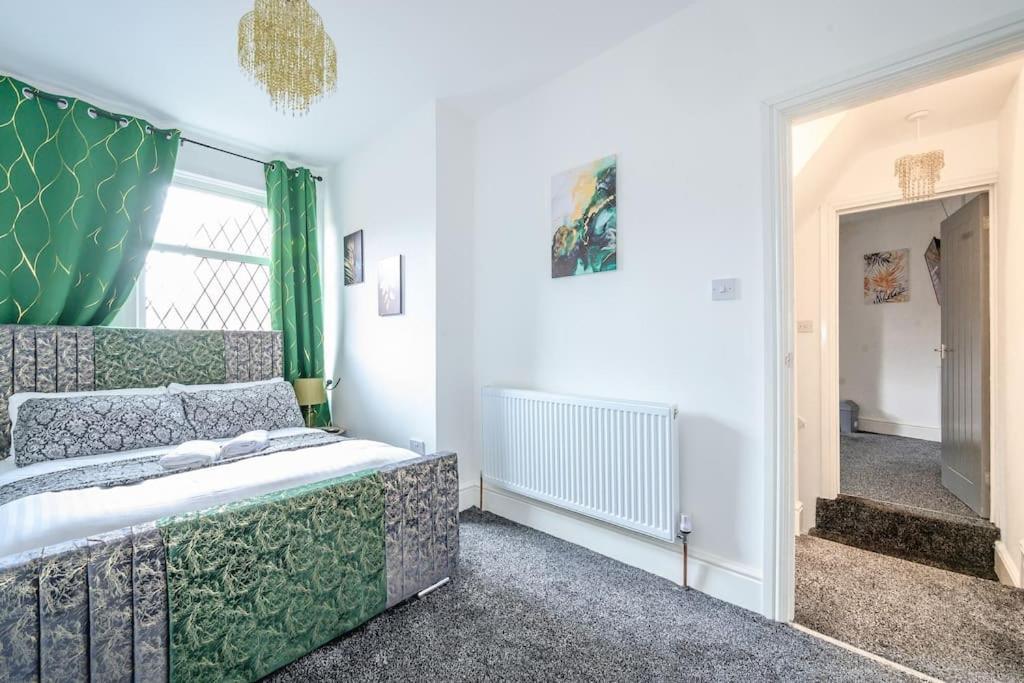 -16Pt- For Your Relaxed & Cosy Stay & Free Parking Leeds  Buitenkant foto